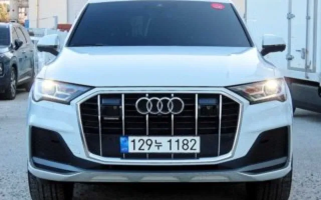 Q7 (4M) 45 TDI 콰트로 프리미엄 아우디 2022/08 27,613km
